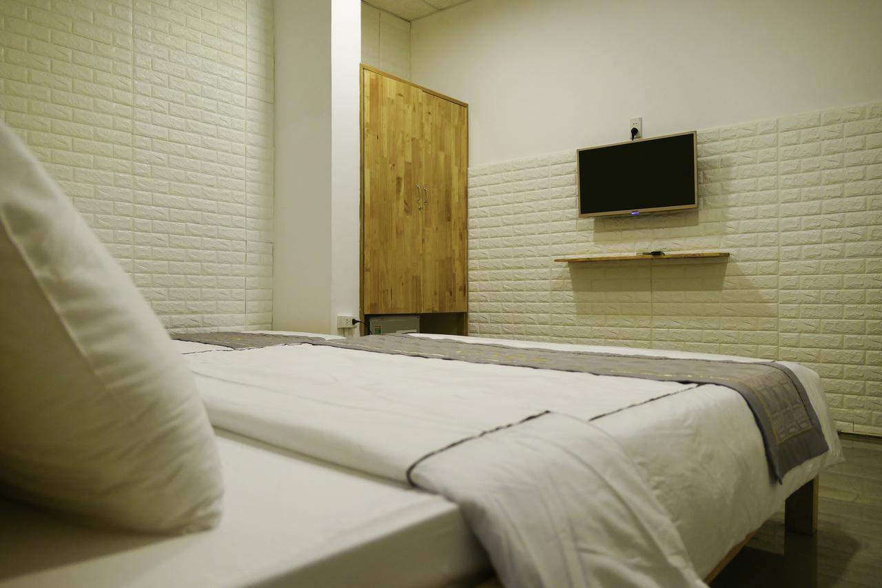 Shark Homestay Hué Eksteriør billede